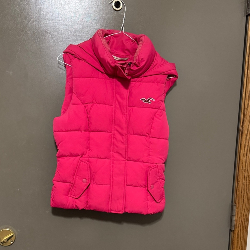 Hollister Pink Puffer Vest